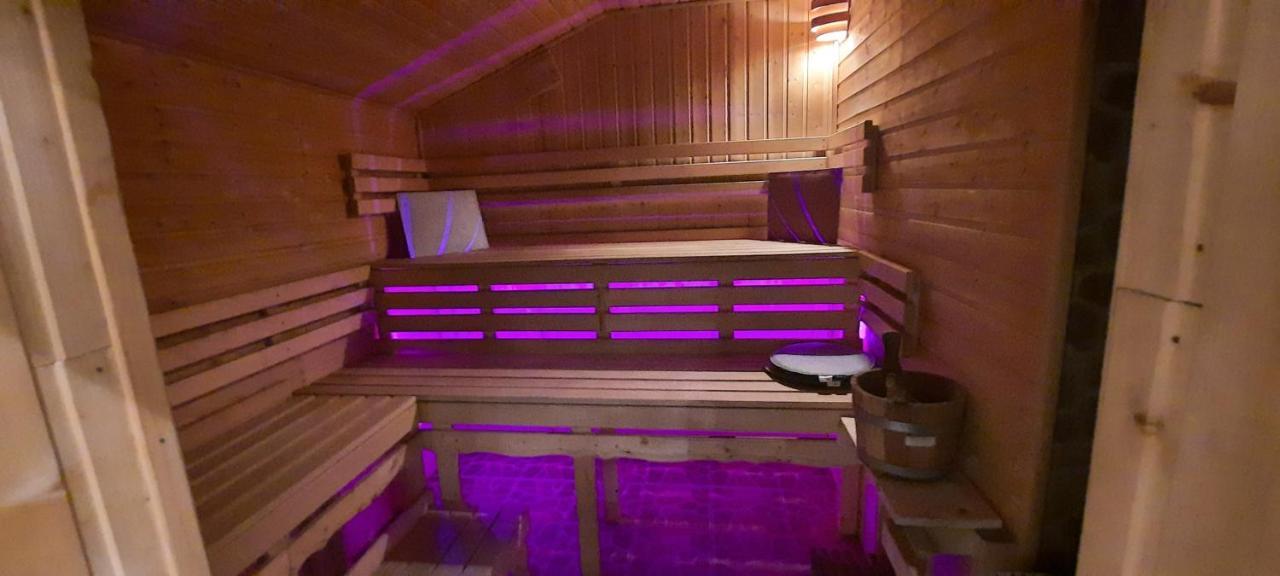 Bungalow Mit Sauna In Einer Ruhige Wald Lage. Grossnaundorf Luaran gambar